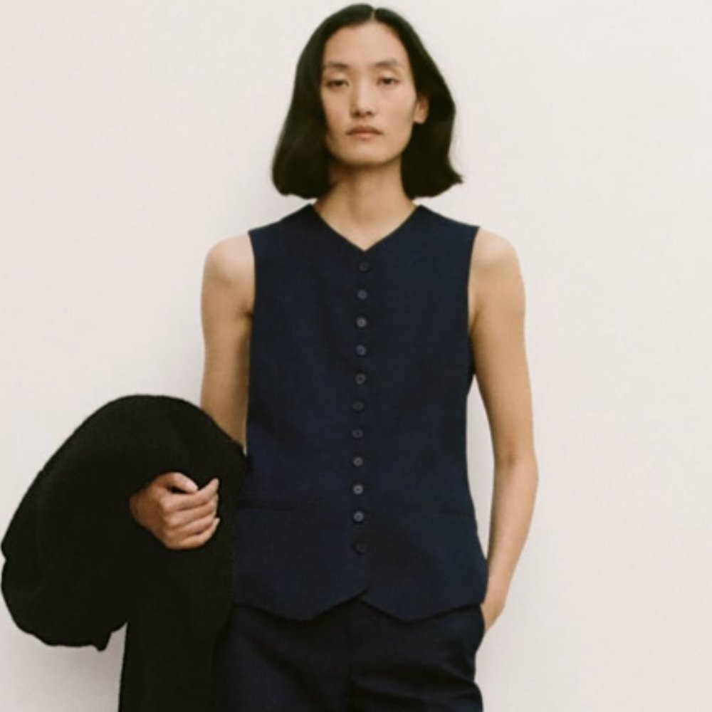 Zara Navy Blue Sleeveless Buttoned Vest